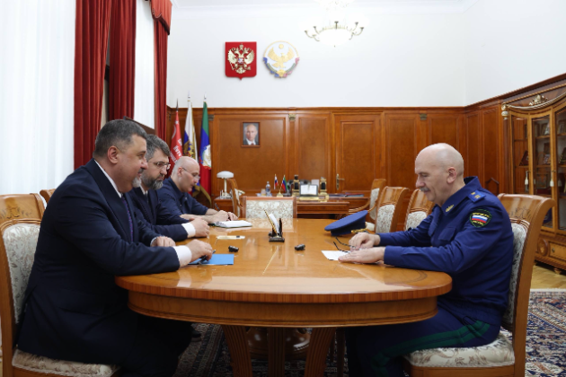 Фёдор Щукин и Сергей Бажутов обсудили взаимодействие в ликвидации последствий ЧС и укрепление правопорядка в Дагестане